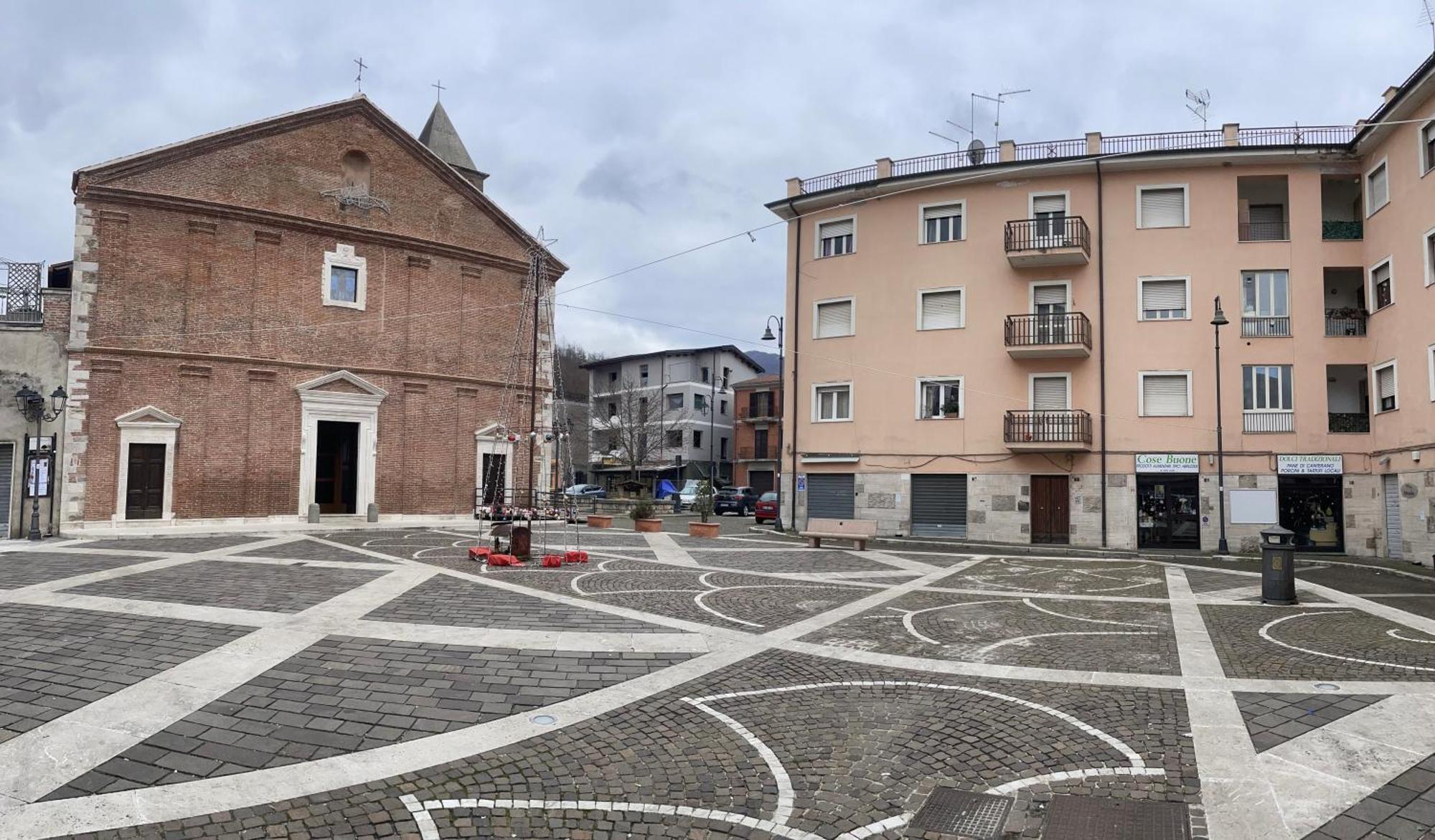 Al Campanile Centro Storico Ampio Luminoso E Panoramico Appartamento Trilocale Карсоли Екстериор снимка
